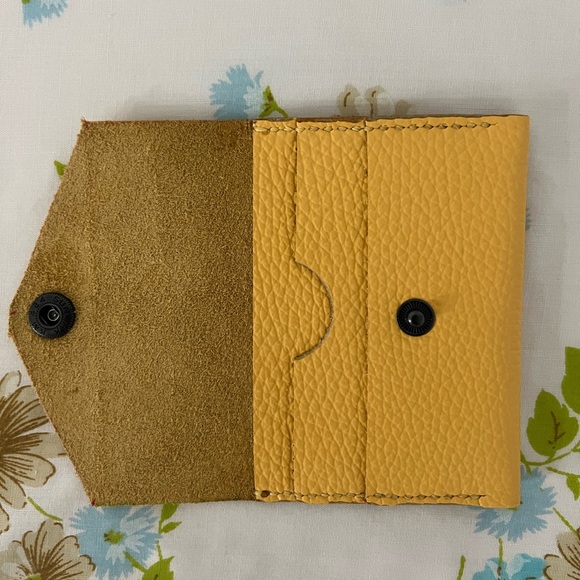 Handmade Genuine Leather Wallet - Picture 3 of 5